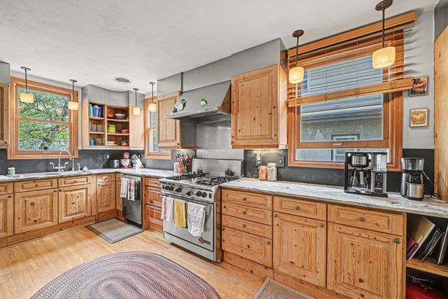4937 Clinton Avenue, Minneapolis, MN 55419