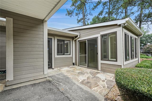 2949 Torreya SE Way, Marietta, GA 30067