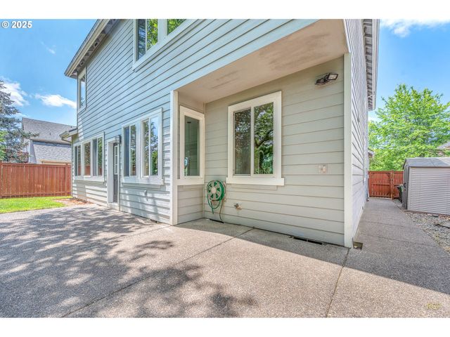 5328 Nw CRADY Ln, Portland, OR 97229