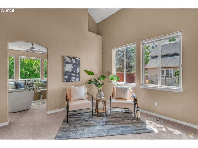 5328 Nw CRADY Ln, Portland, OR 97229