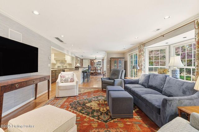 3303 Mount Shasta Way, Louisville, KY 40241