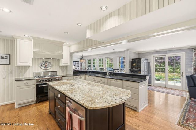 3303 Mount Shasta Way, Louisville, KY 40241