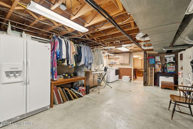 3303 Mount Shasta Way, Louisville, KY 40241