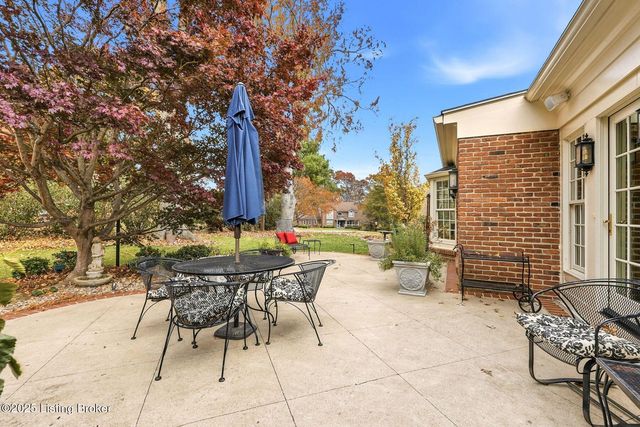 3303 Mount Shasta Way, Louisville, KY 40241