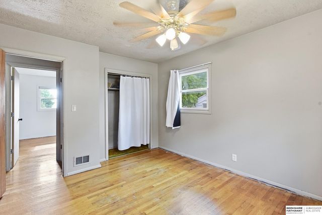 2101 Van Buren Street, Bellevue, NE 68005