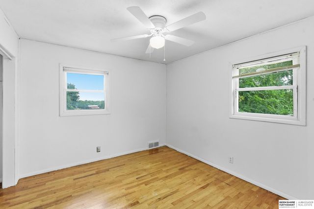 2101 Van Buren Street, Bellevue, NE 68005
