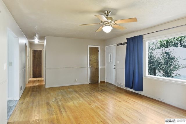2101 Van Buren Street, Bellevue, NE 68005