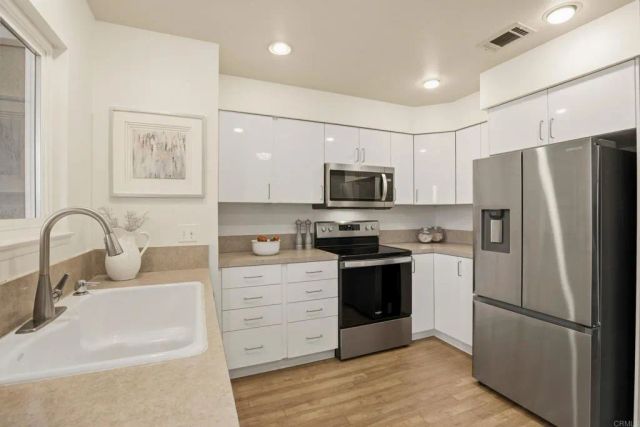 3561 Boussock Lane, Oceanside, CA 92057