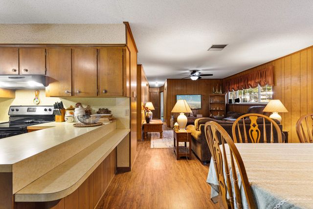 170 Payton St, Jefferson, TX 75657