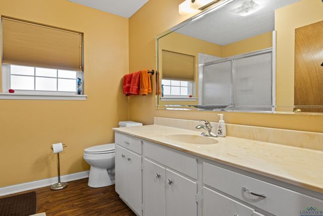 170 Payton St, Jefferson, TX 75657