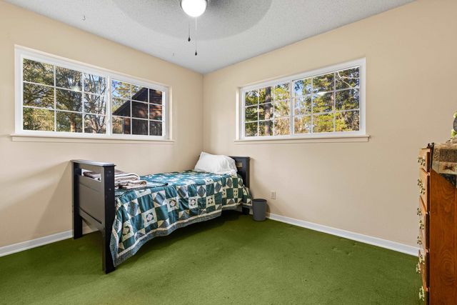 170 Payton St, Jefferson, TX 75657