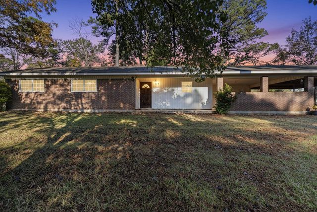 170 Payton St, Jefferson, TX 75657