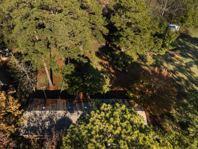 170 Payton St, Jefferson, TX 75657