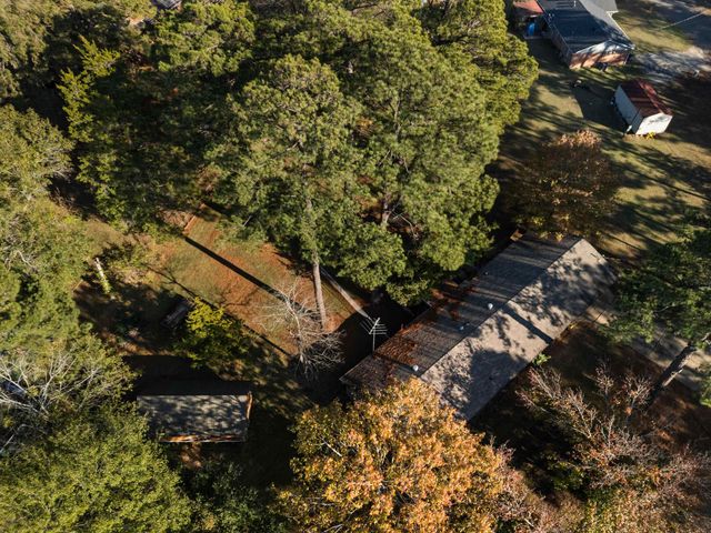 170 Payton St, Jefferson, TX 75657