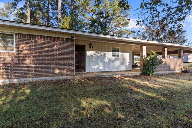 170 Payton St, Jefferson, TX 75657