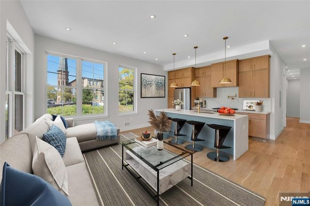 26 Clinton Avenue 1, Jersey City, NJ 07304