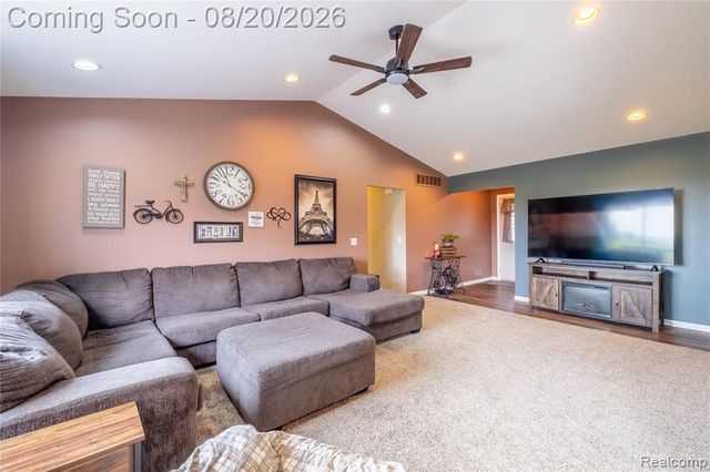13063 Seymour Road, Gaines, MI 48436