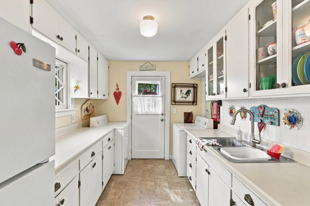 3717 E 19th Ave, Spokane, WA 99223