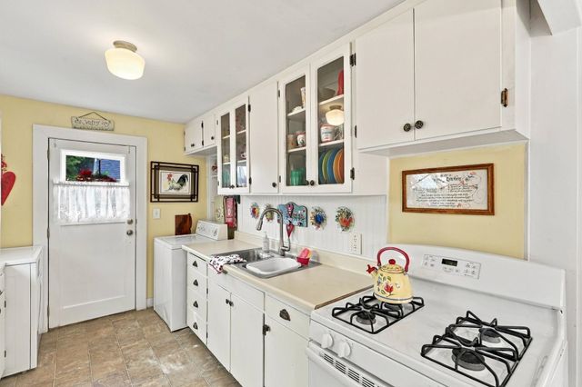 3717 E 19th Ave, Spokane, WA 99223