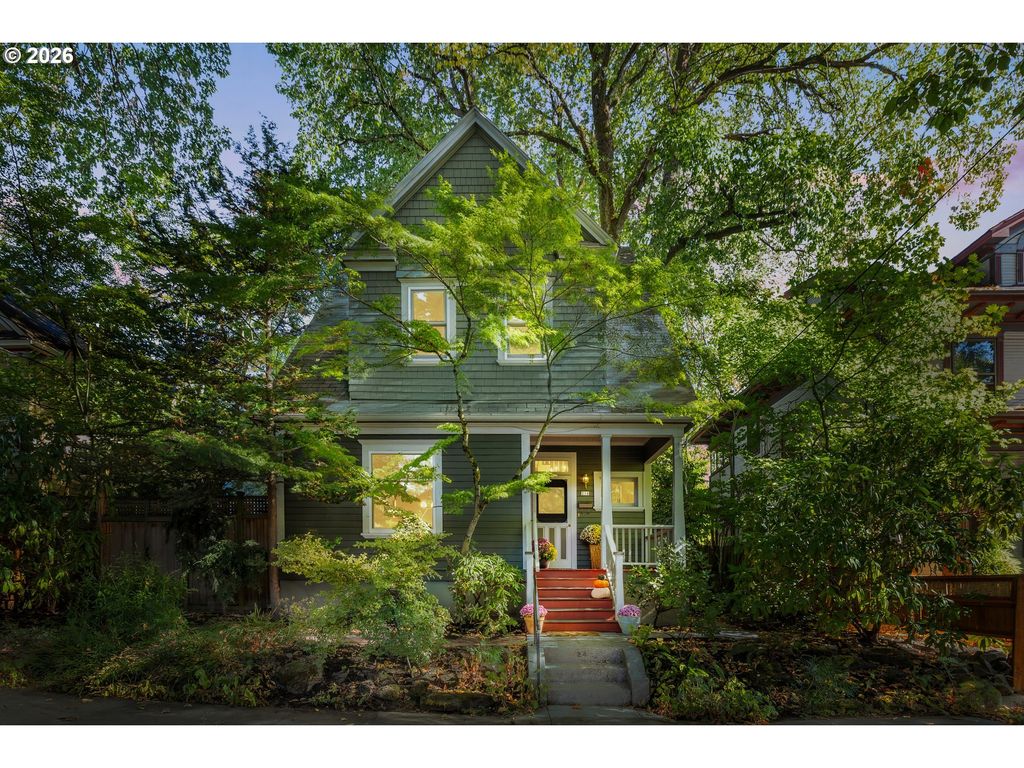 216 Se 17TH Ave, Portland, OR 97214