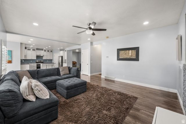 2232 W MYA NICHOL CIR, West Jordan, UT 84084