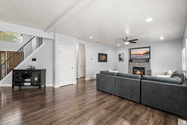 2232 W MYA NICHOL CIR, West Jordan, UT 84084