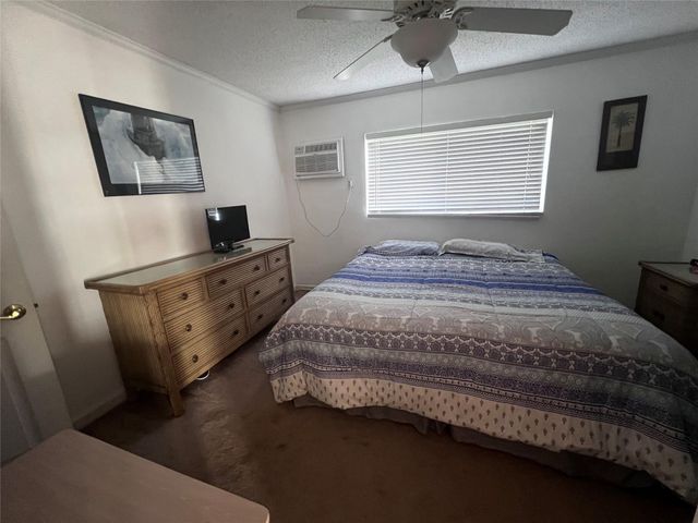 2850 NE 30th St 1, Fort Lauderdale, FL 33306