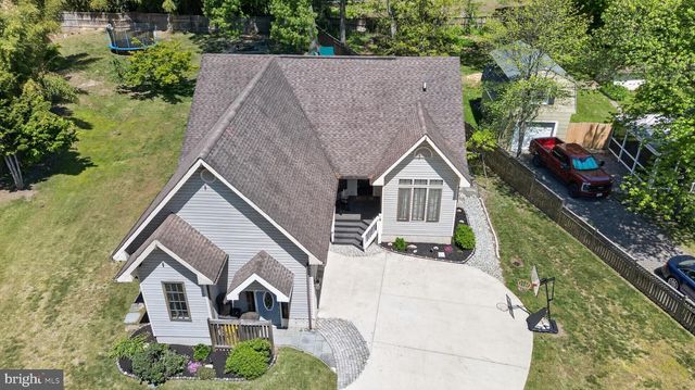 18 FALLON DR, Pasadena, MD 21122