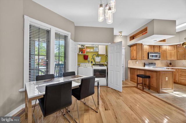 18 FALLON DR, Pasadena, MD 21122