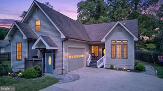 18 FALLON DR, Pasadena, MD 21122