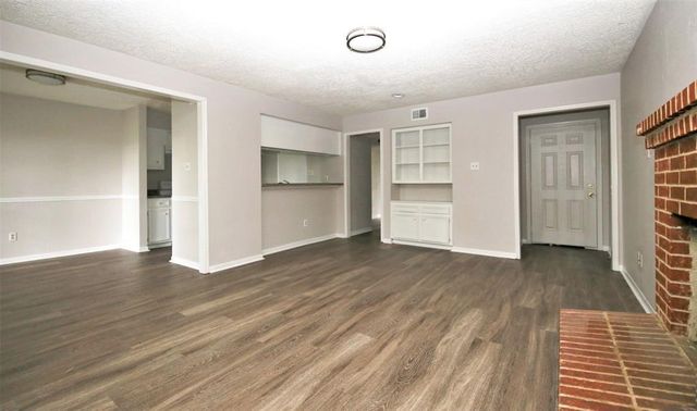 13611 Ravensway A, Cypress, TX 77429