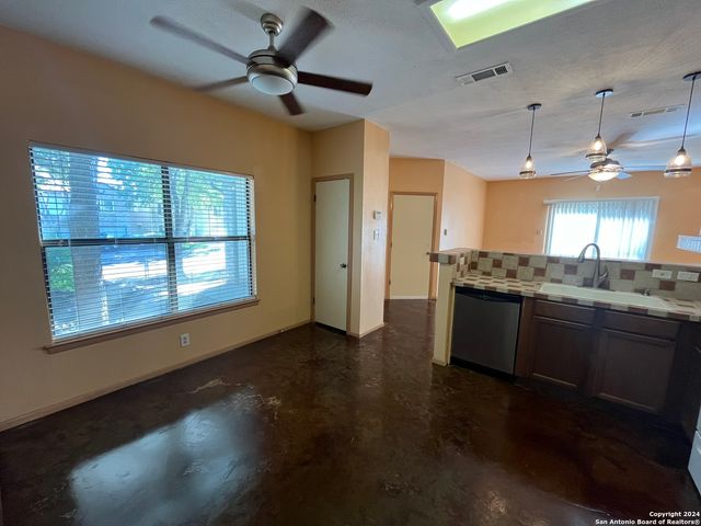 7339 HUNTERS LAND, San Antonio, TX 78249