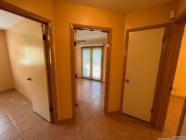 7339 HUNTERS LAND, San Antonio, TX 78249