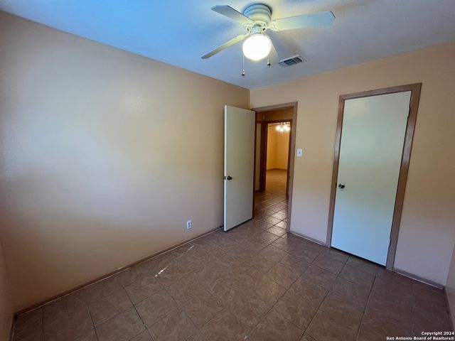 7339 HUNTERS LAND, San Antonio, TX 78249