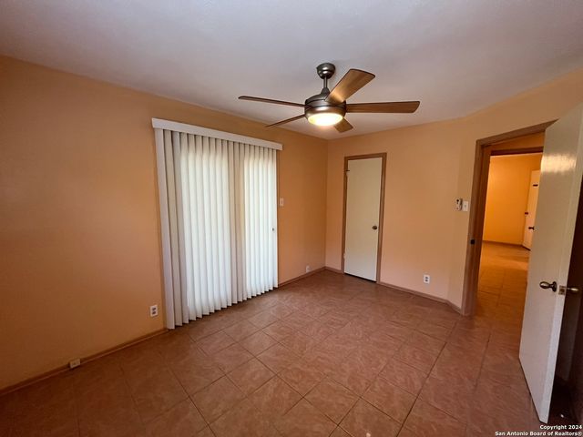 7339 HUNTERS LAND, San Antonio, TX 78249