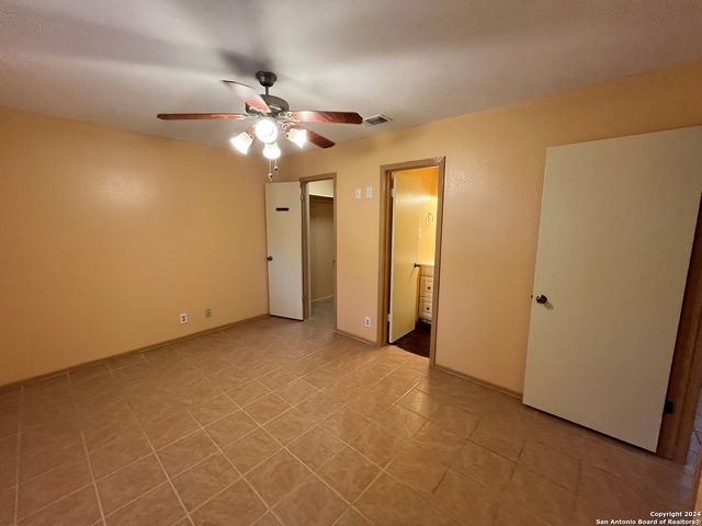 7339 HUNTERS LAND, San Antonio, TX 78249