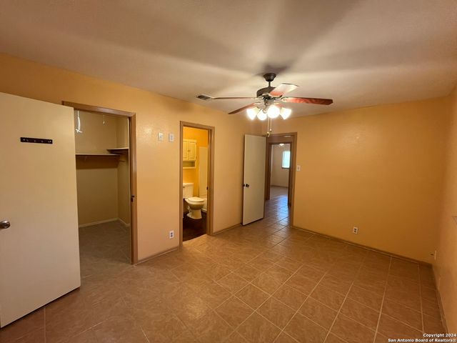 7339 HUNTERS LAND, San Antonio, TX 78249