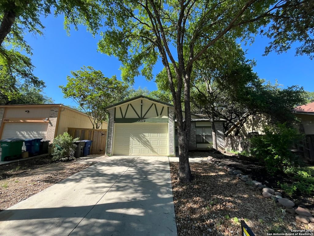 7339 HUNTERS LAND, San Antonio, TX 78249