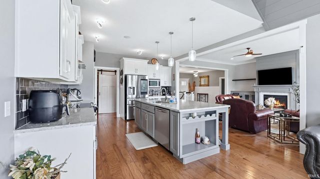 10916 Eagle River Run, Fort Wayne, IN 46845