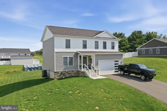 12192 REDHAWK DR, Waynesboro, PA 17268