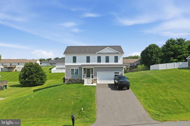 12192 REDHAWK DR, Waynesboro, PA 17268