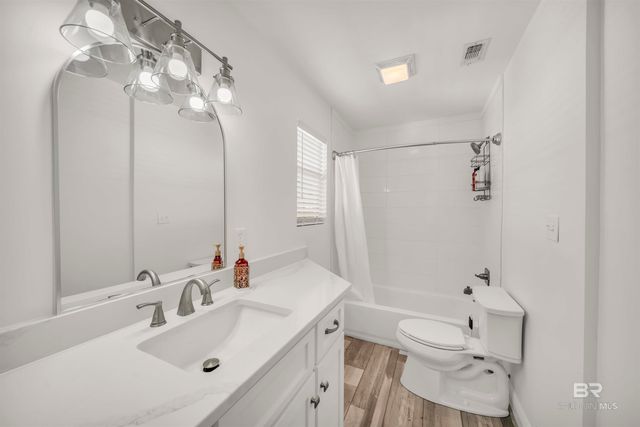 5397 Bear Point Avenue, Orange Beach, AL 36561