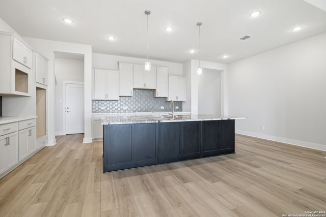 305 Haby Hill, San Antonio, TX 78253