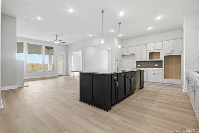 305 Haby Hill, San Antonio, TX 78253