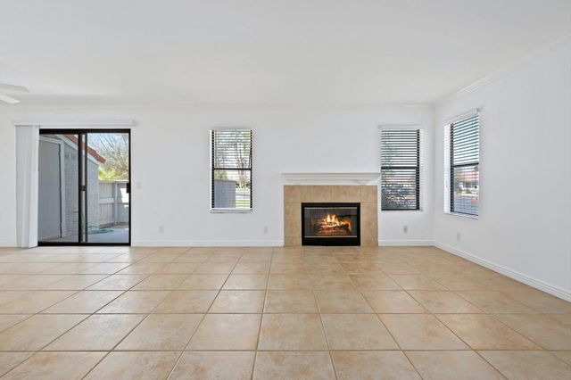 43376 Cook St 220, Palm Desert, CA 92211