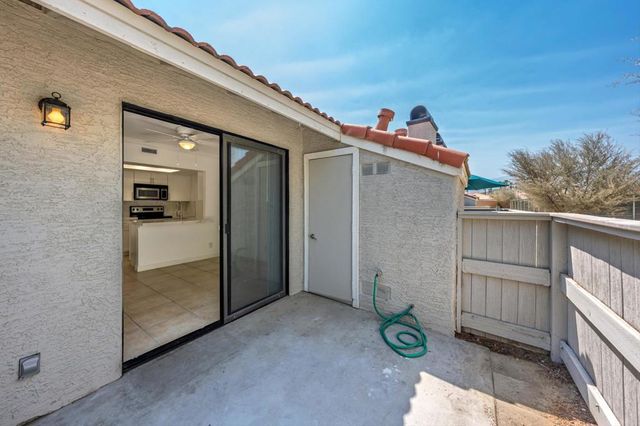 43376 Cook St 220, Palm Desert, CA 92211