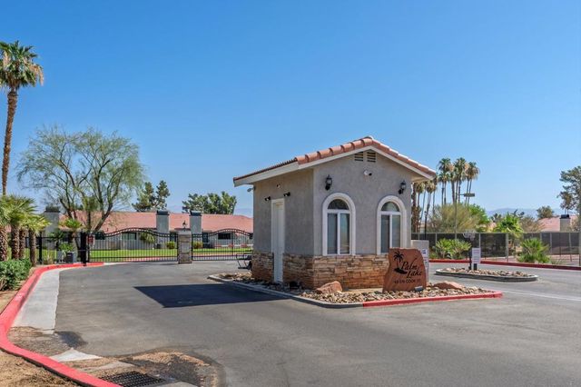 43376 Cook St 220, Palm Desert, CA 92211
