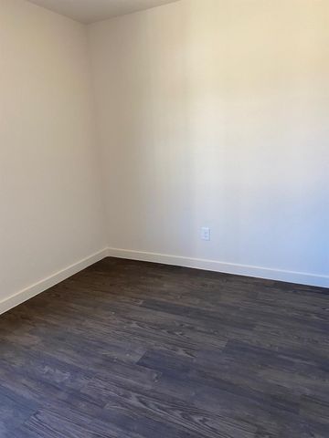 124 Bridlewood Lane, Bridgeport, TX 76426