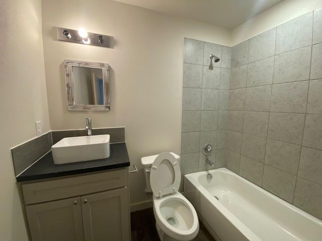 124 Bridlewood Lane, Bridgeport, TX 76426