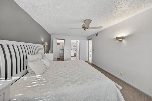 6417 BAY CLUB Drive 3, Fort Lauderdale, FL 33308